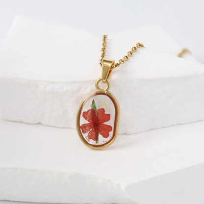 Vintage floral necklace