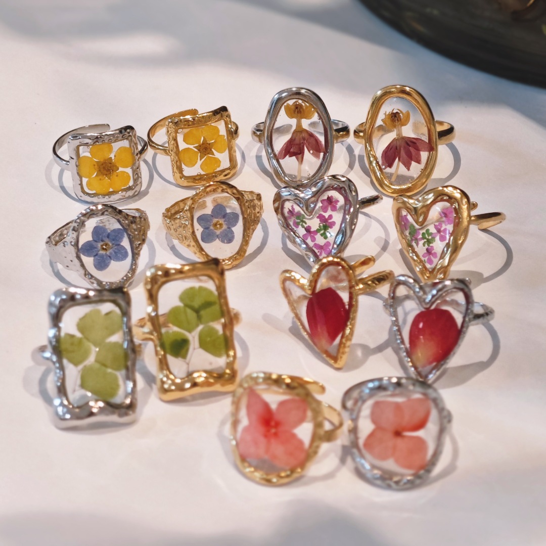 Handmade dried flower ring