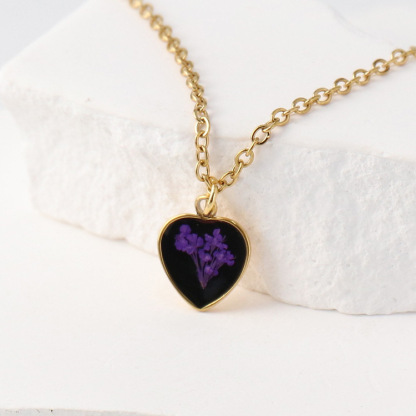 Eternal Dried Flower Design Heart Necklace