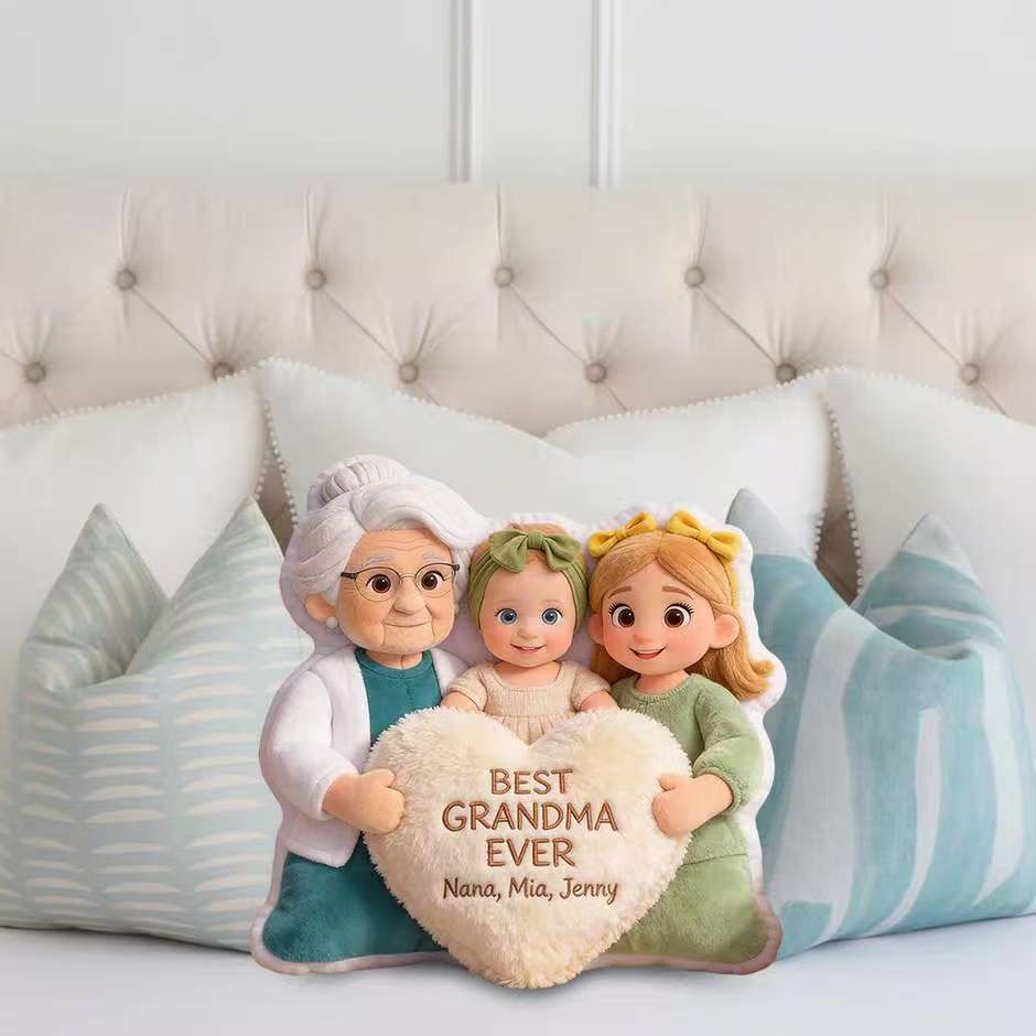 Best Grandma Ever - Personalized Grandma Faux Fur Shaped Pillow