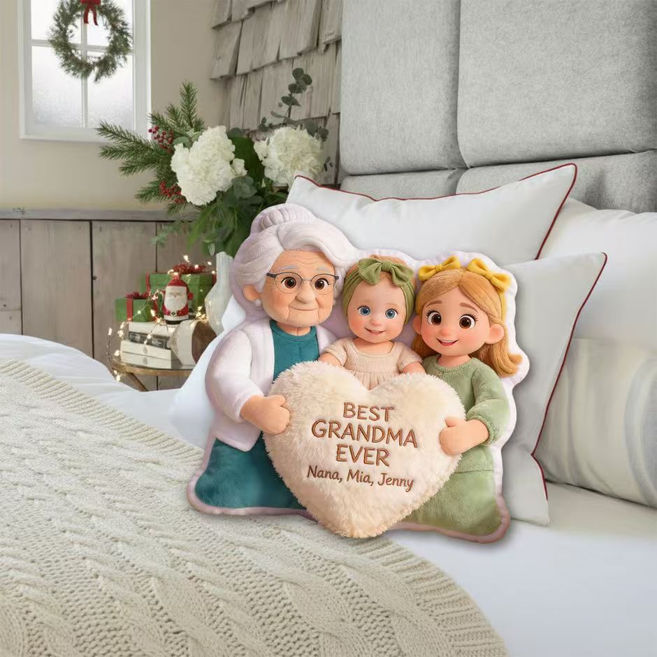Best Grandma Ever - Personalized Grandma Faux Fur Shaped Pillow