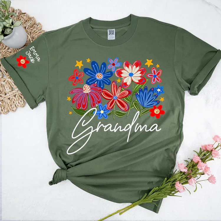 Grandma T-shirt With Heart And Flower Print, Custom Pinted Family Names