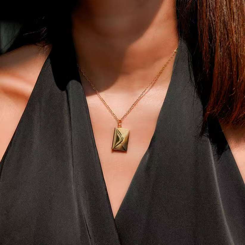 "Love Letter"Necklace Gift Set