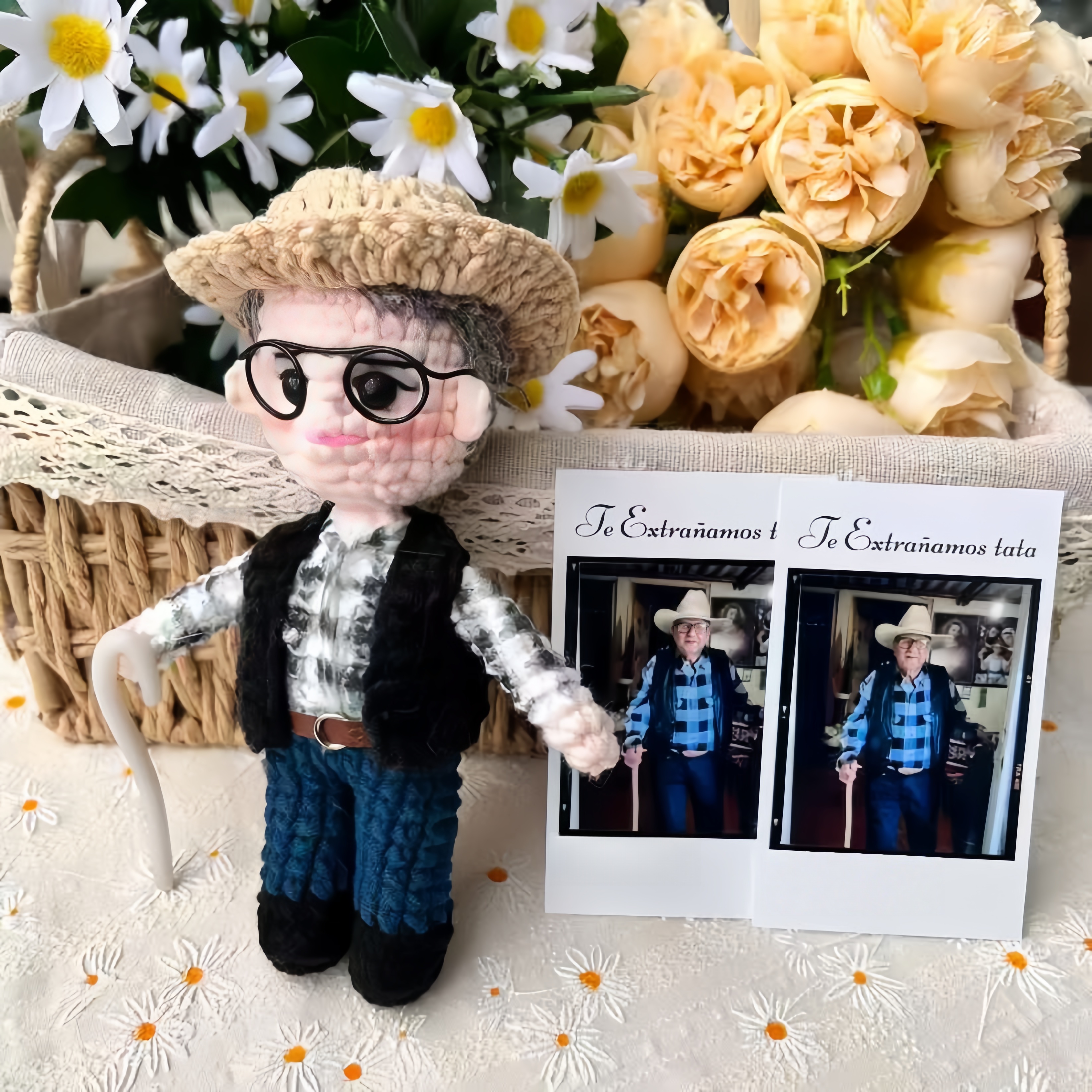 Bijone® Personalized Crochet Doll with Photo Card