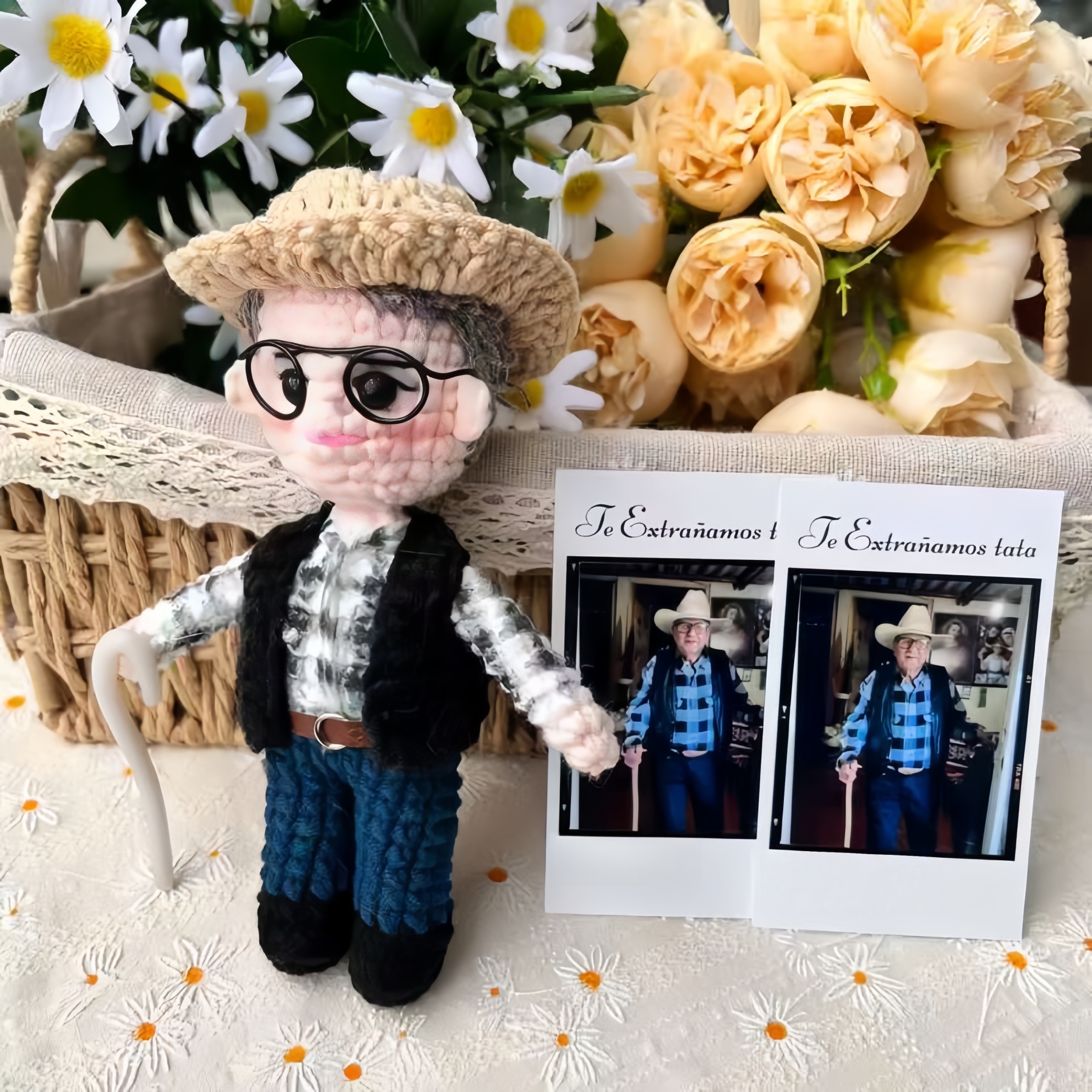 Bijone® Personalized Crochet Doll with Photo Card