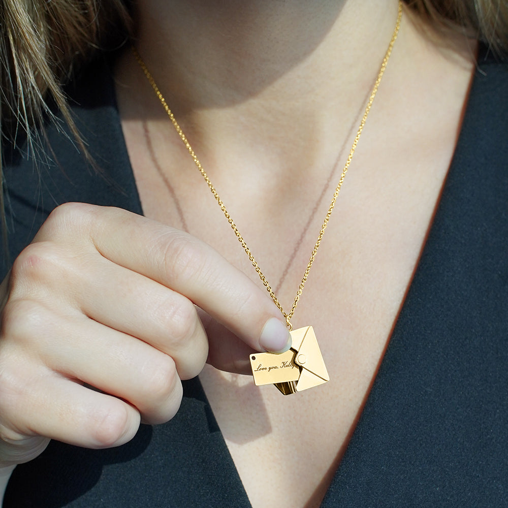 Mother's Love Letter Necklace LED Box Gift Set