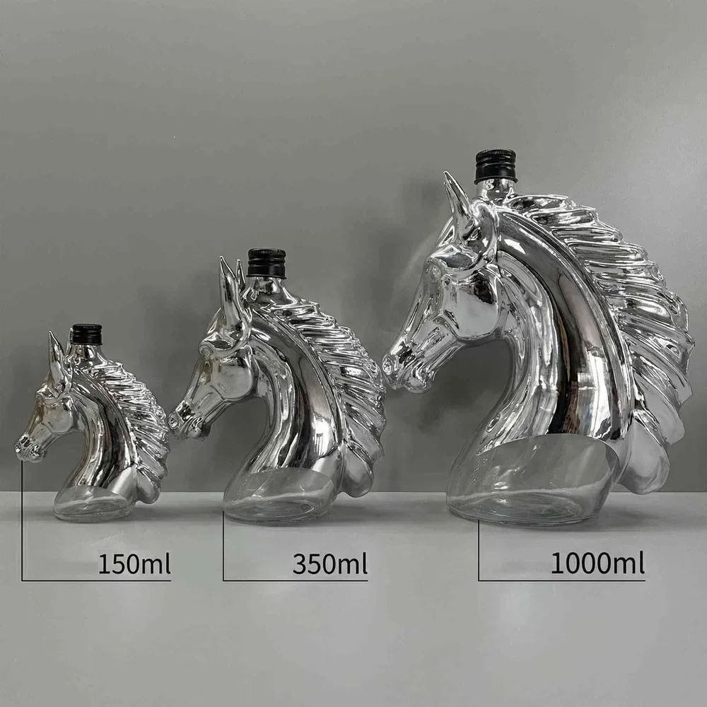 Personalized Horse Head Glass Liquor Bottle 350ml, Crystal Clear Whiskey Decanter with Custom Engraving, Mini Alcohol Flask Gift for Men & Home Bar