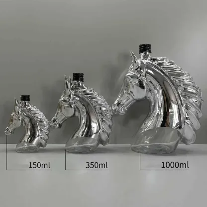 Personalized Horse Head Glass Liquor Bottle 350ml, Crystal Clear Whiskey Decanter with Custom Engraving, Mini Alcohol Flask Gift for Men & Home Bar