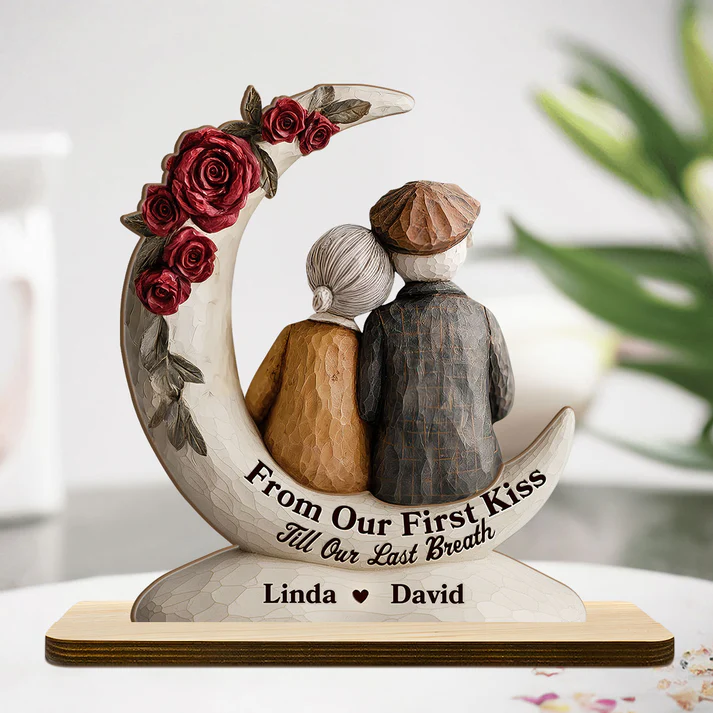 Eternal Embrace On The Crescent Moon - Personalized 2-Layer Wood Plaque With Flat Base