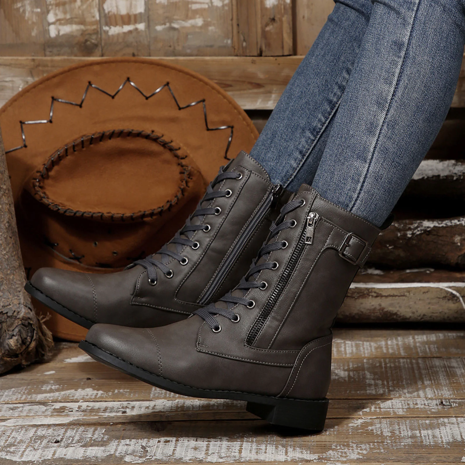 Fleece-Lined Lace-Up Combat Boots: Stylish Zip & Buckle Details for Cozy Everyday Edge