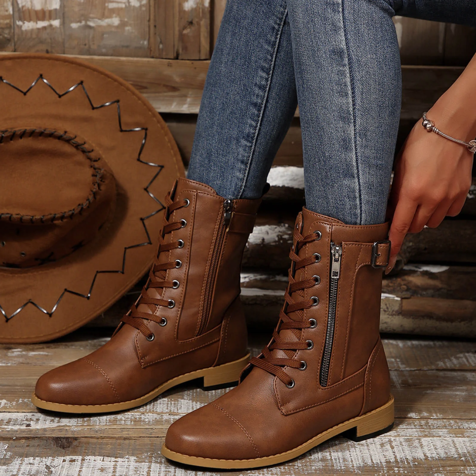 Fleece-Lined Lace-Up Combat Boots: Stylish Zip & Buckle Details for Cozy Everyday Edge