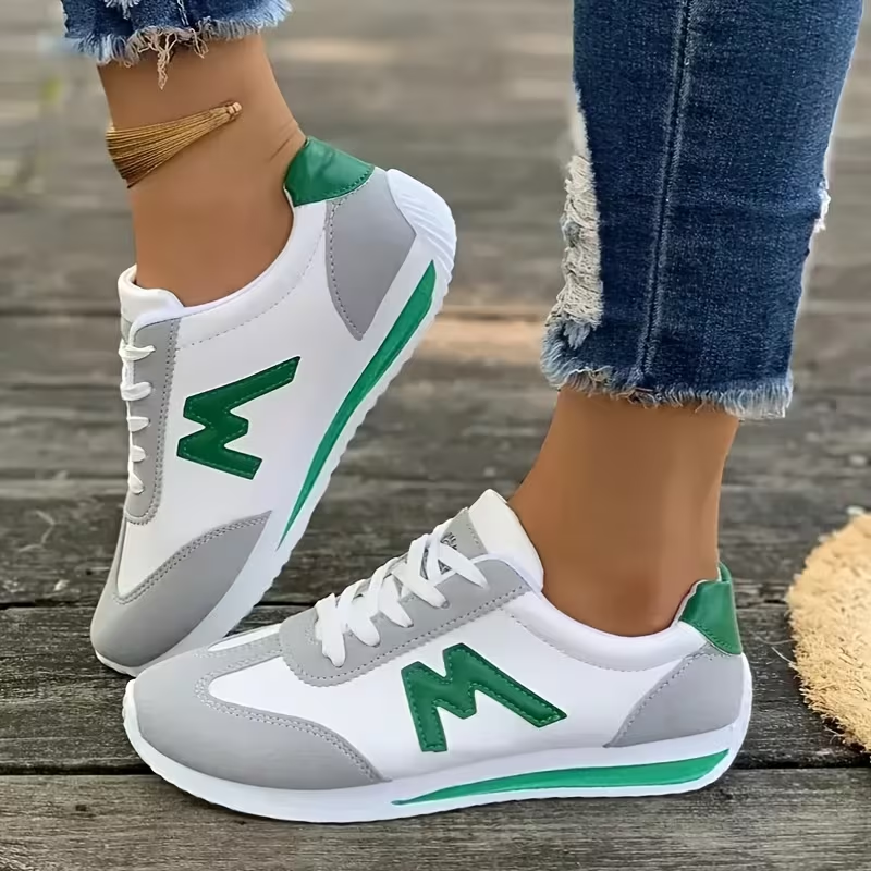 Wide Toe Sneakers for Women Leather Suede Non-Slip Breathable Fashion Tennis Running Walking Shoes