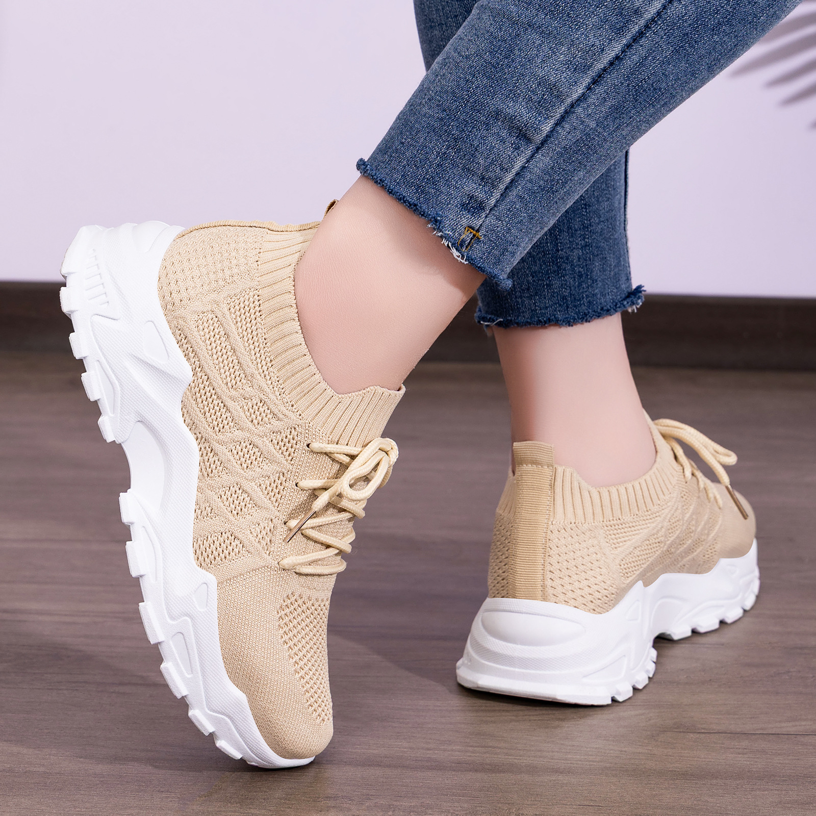 Fashion Solid Color Mesh Thick-Soled Sports Sneakers Breathable Mesh Platform Casual Running Shoes Comfortable Athletic Walking Running Footwear for Daily Wear