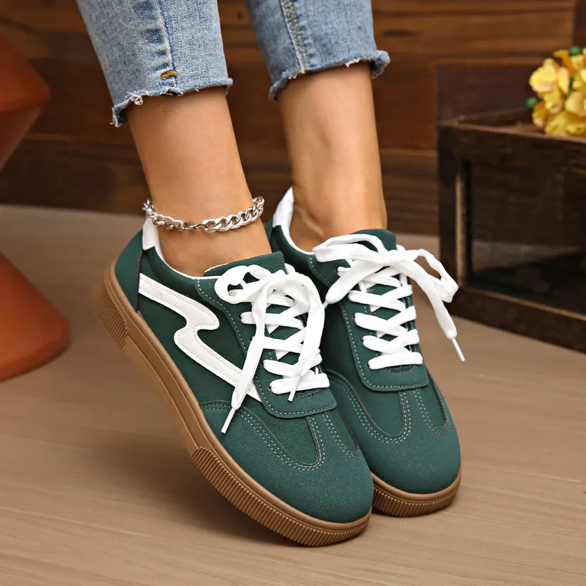 Breathable  Flat Lace-Up Sneakers for Everyday Comfort
