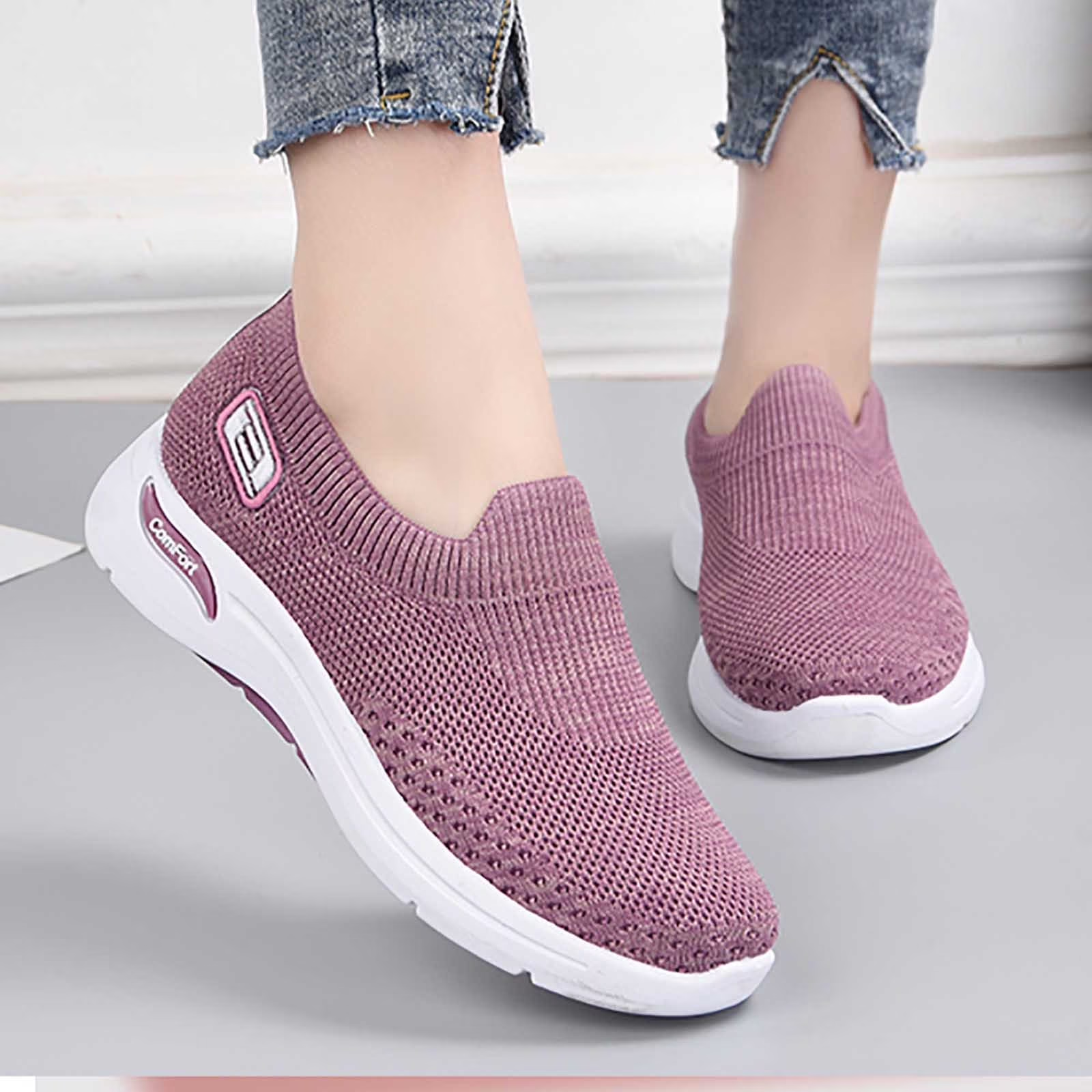 Women's Slip-On Walking Shoes Mesh Breathable Lightweight Casual Sneakers for Work Gym Running Training Shoes