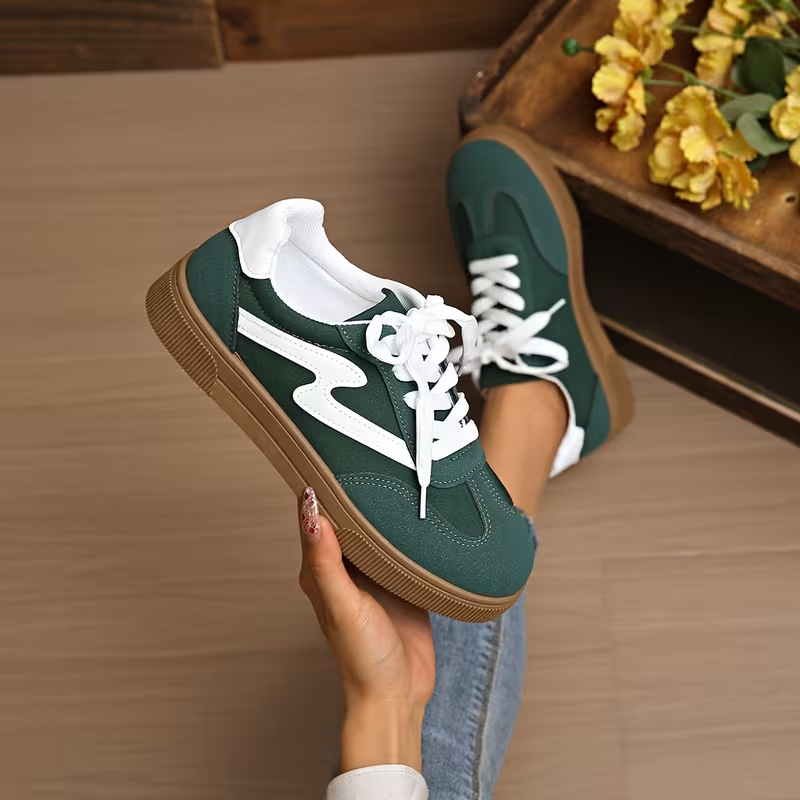 Breathable  Flat Lace-Up Sneakers for Everyday Comfort