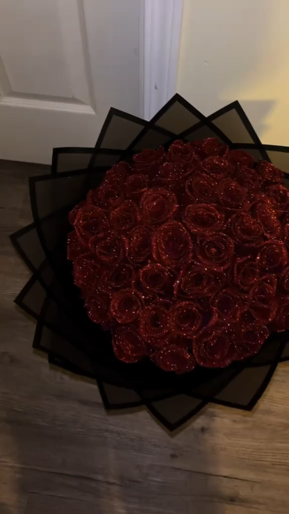 ✈️ Fast Shipping Within 24 Hours 💕 Glitter Rose Bouquet 💕 Couple Glitter Everlasting Rose Bouquet (Never Wither)