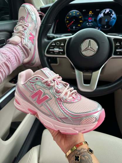 740 “Pink Vacation”