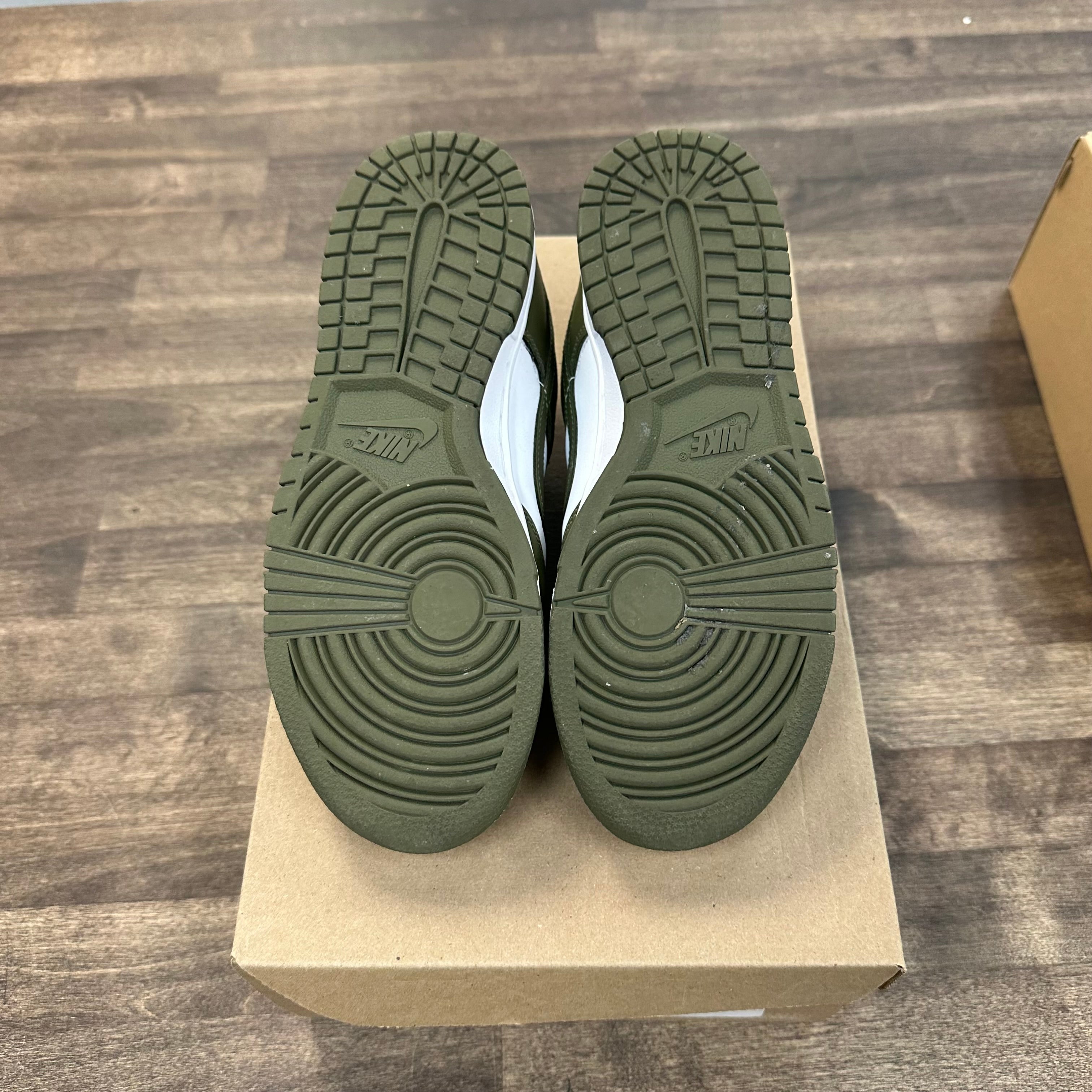 (W) Olive Dunk Low (USED, No Box)