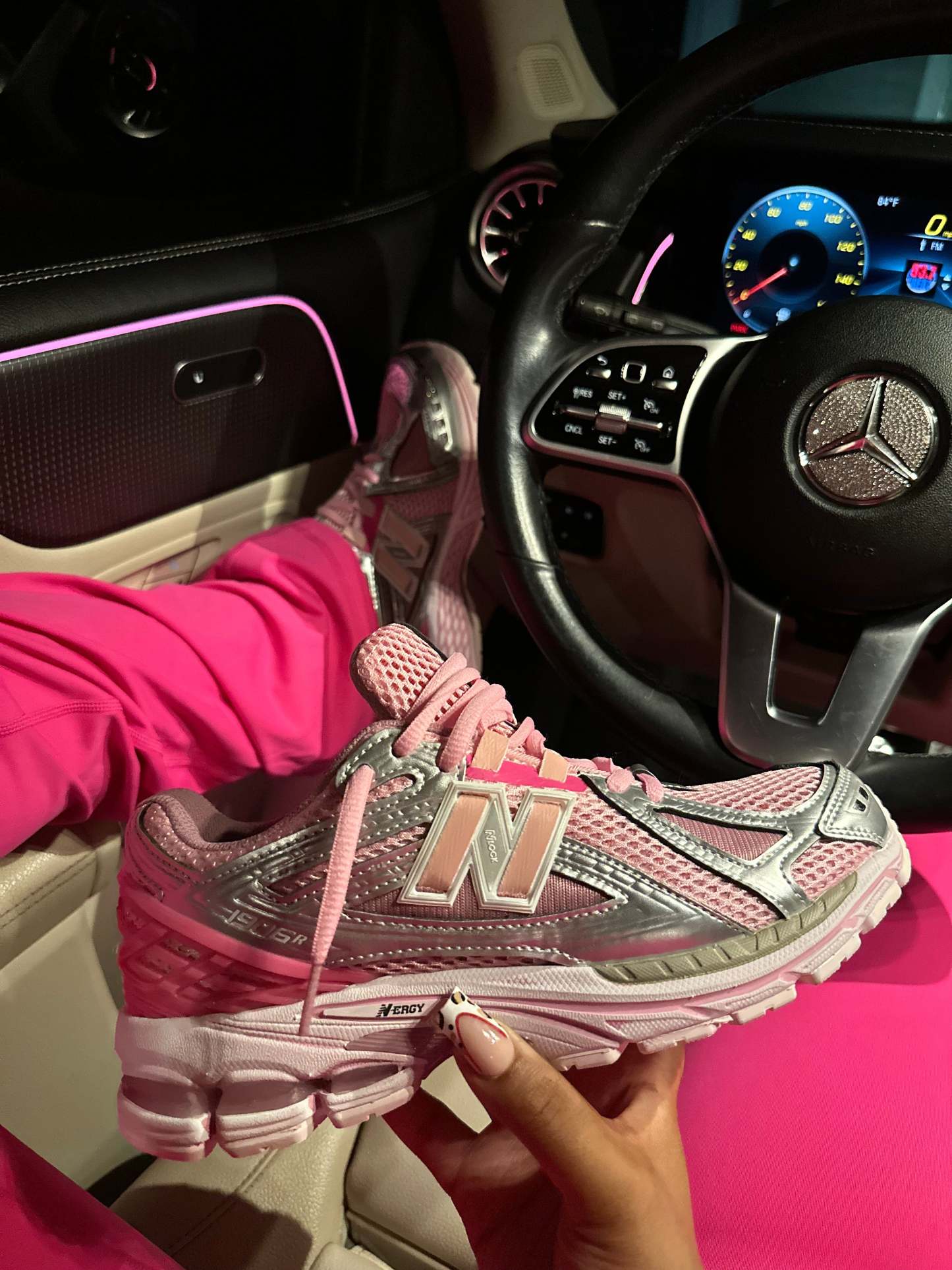 1906R “Pink/Silver”