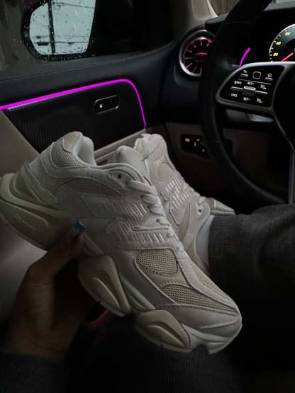 9060 “Moonbeam Moon rock”