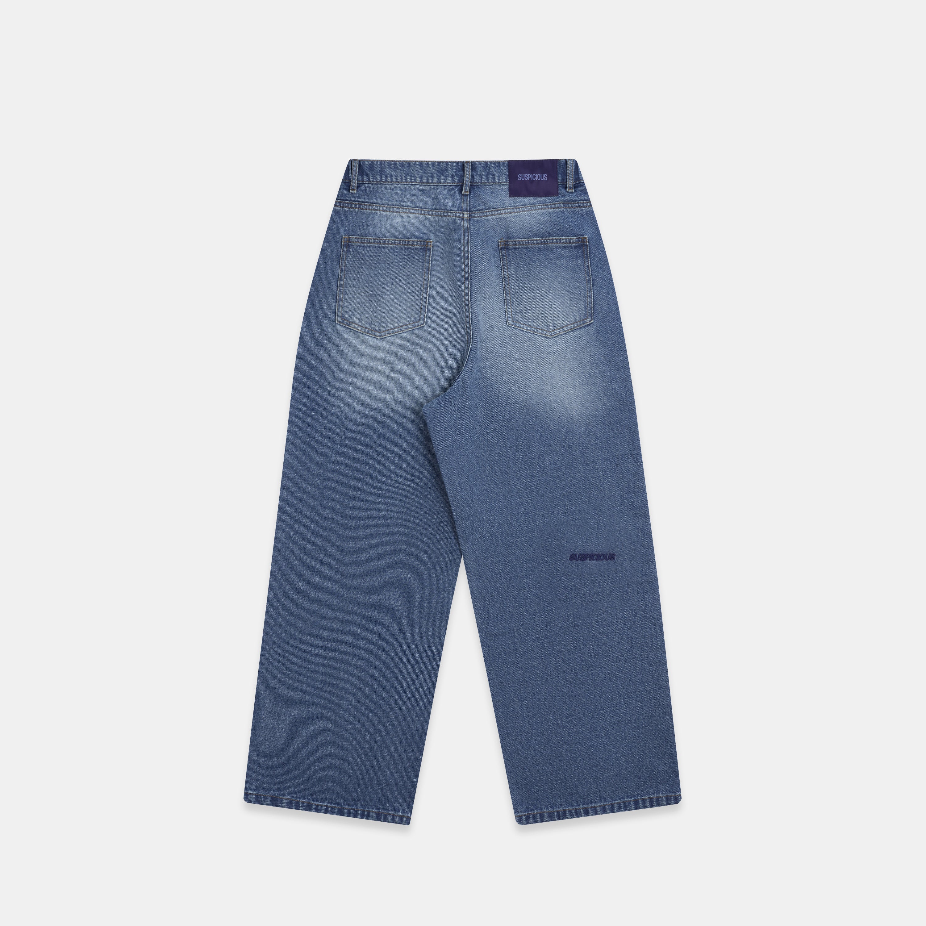 Winter 5 / Essentials Roomie Jeans - Washed Blue