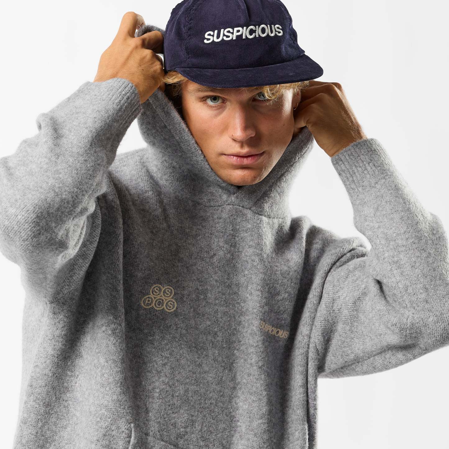 Winter1 / Landscape Knitted Hoodie - Heather Grey