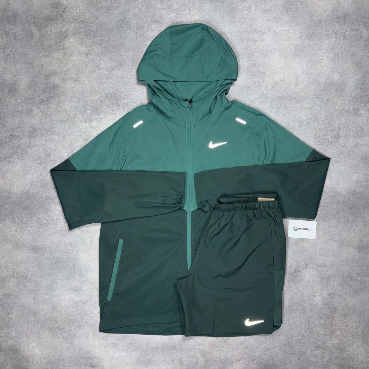 Uv Windrunner Jacket & 7” Challenger Short Set Vintage Green-OSI