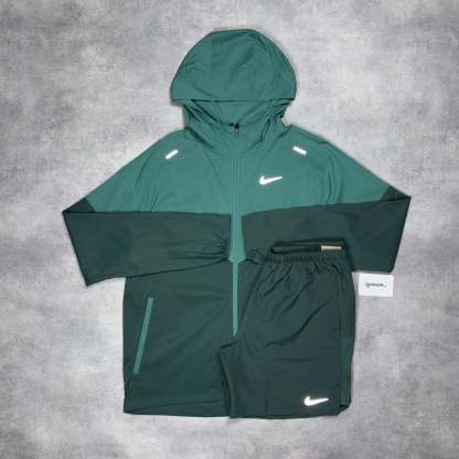 Uv Windrunner Jacket & 7” Challenger Short Set Vintage Green-OSI