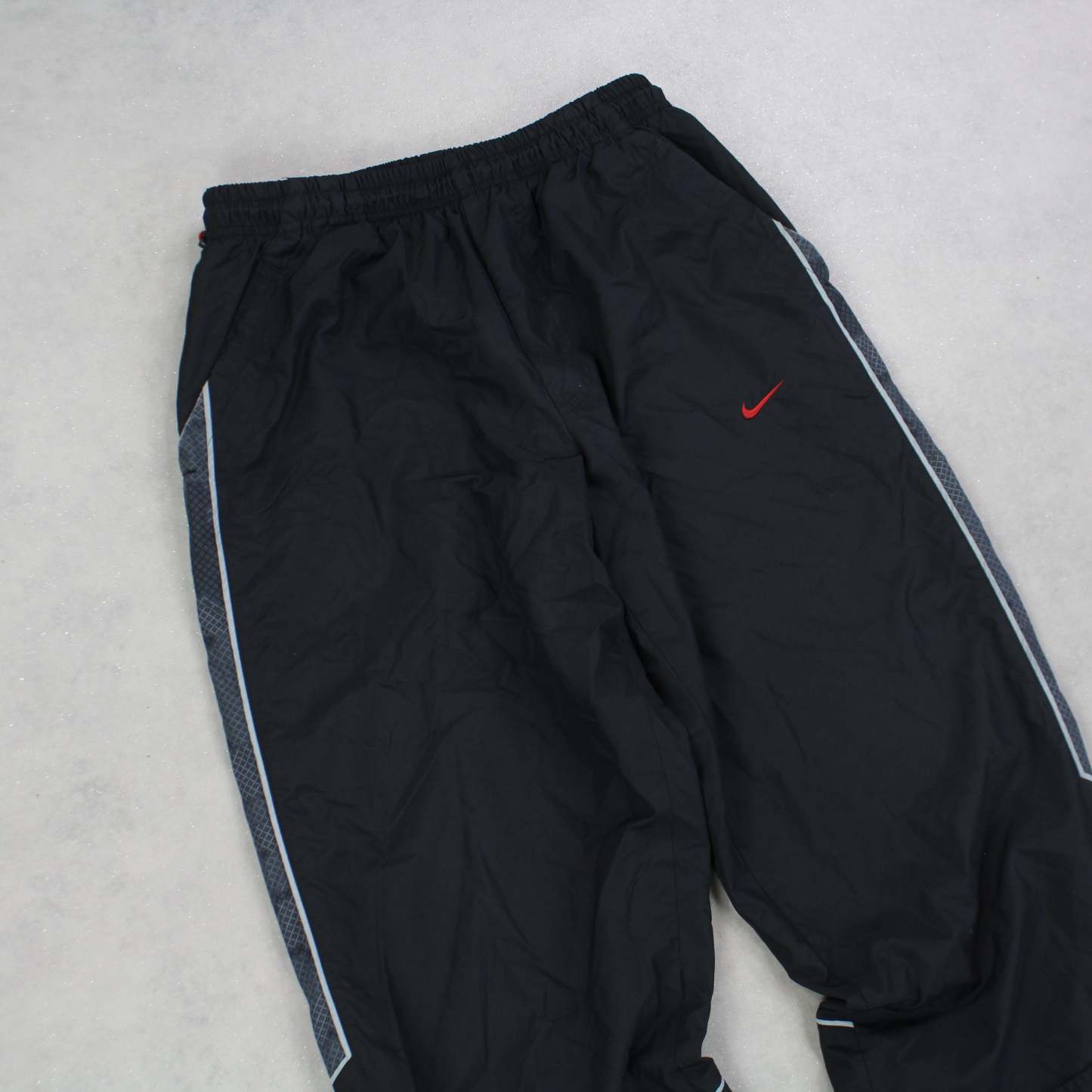 SUPER RARE 00s Air Max Trackpants Black-OSI