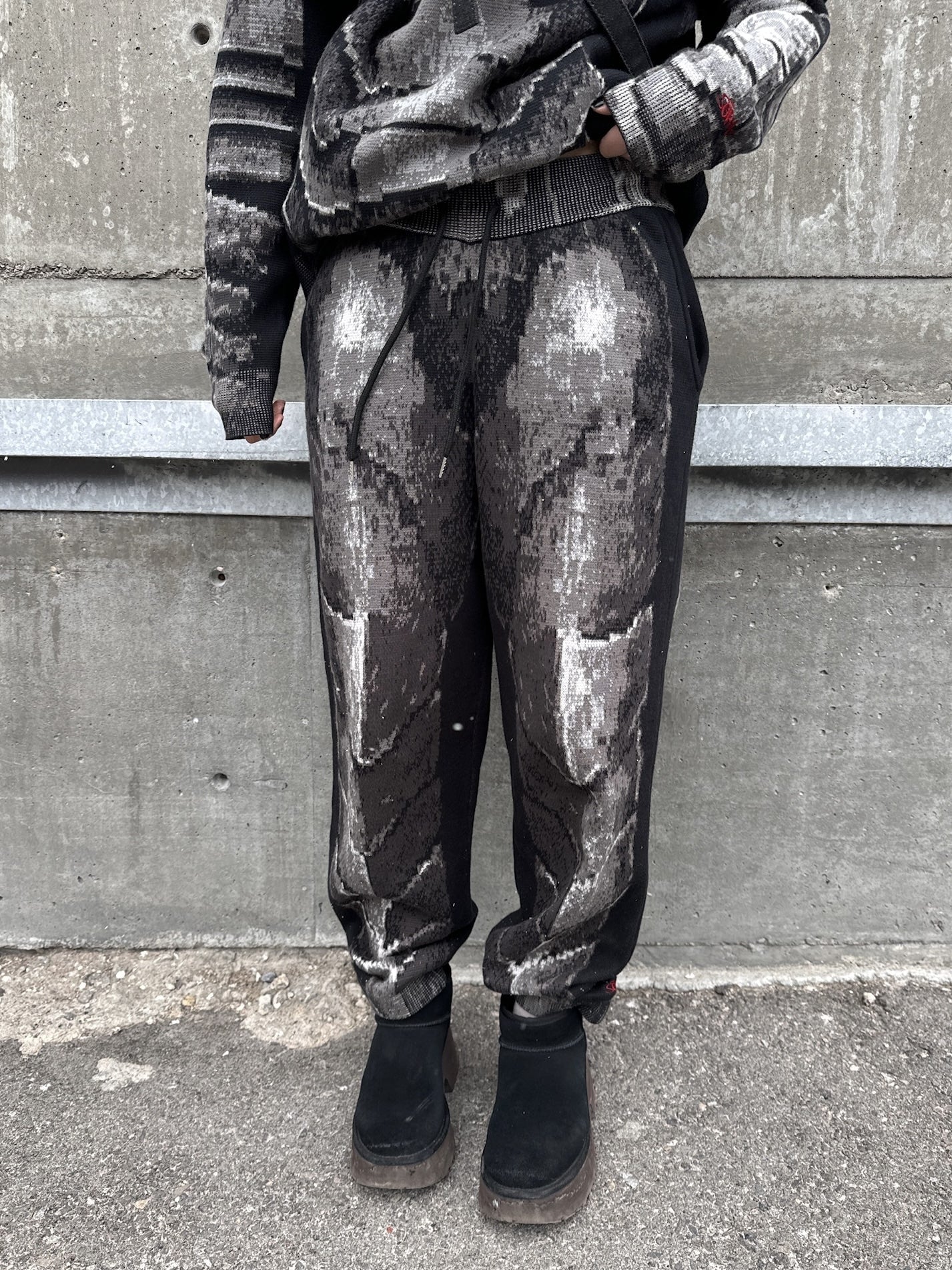 "WARRIOR" Sweatpants-OSI