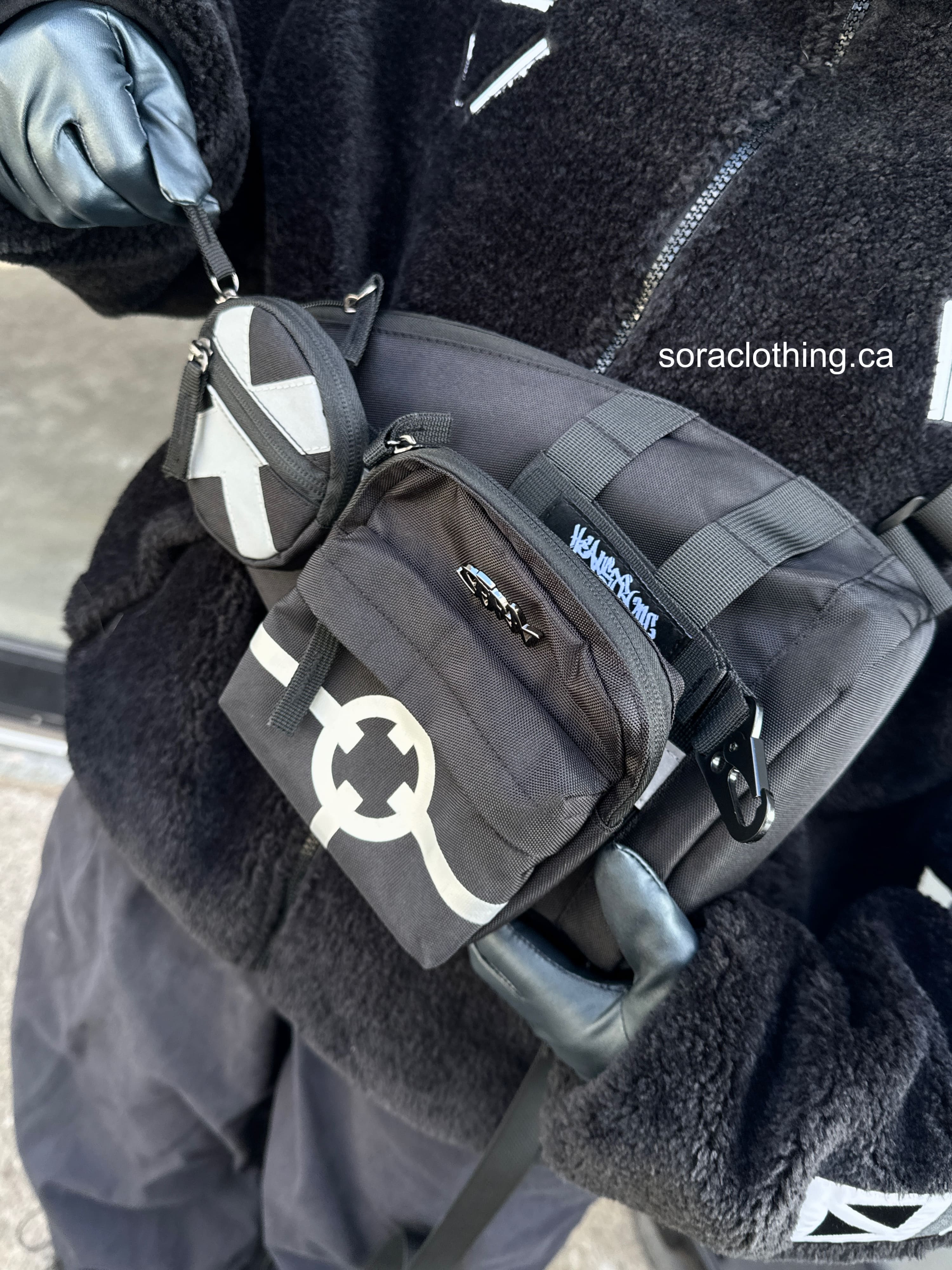 "EGGHEAD" Cross Bag-OSI