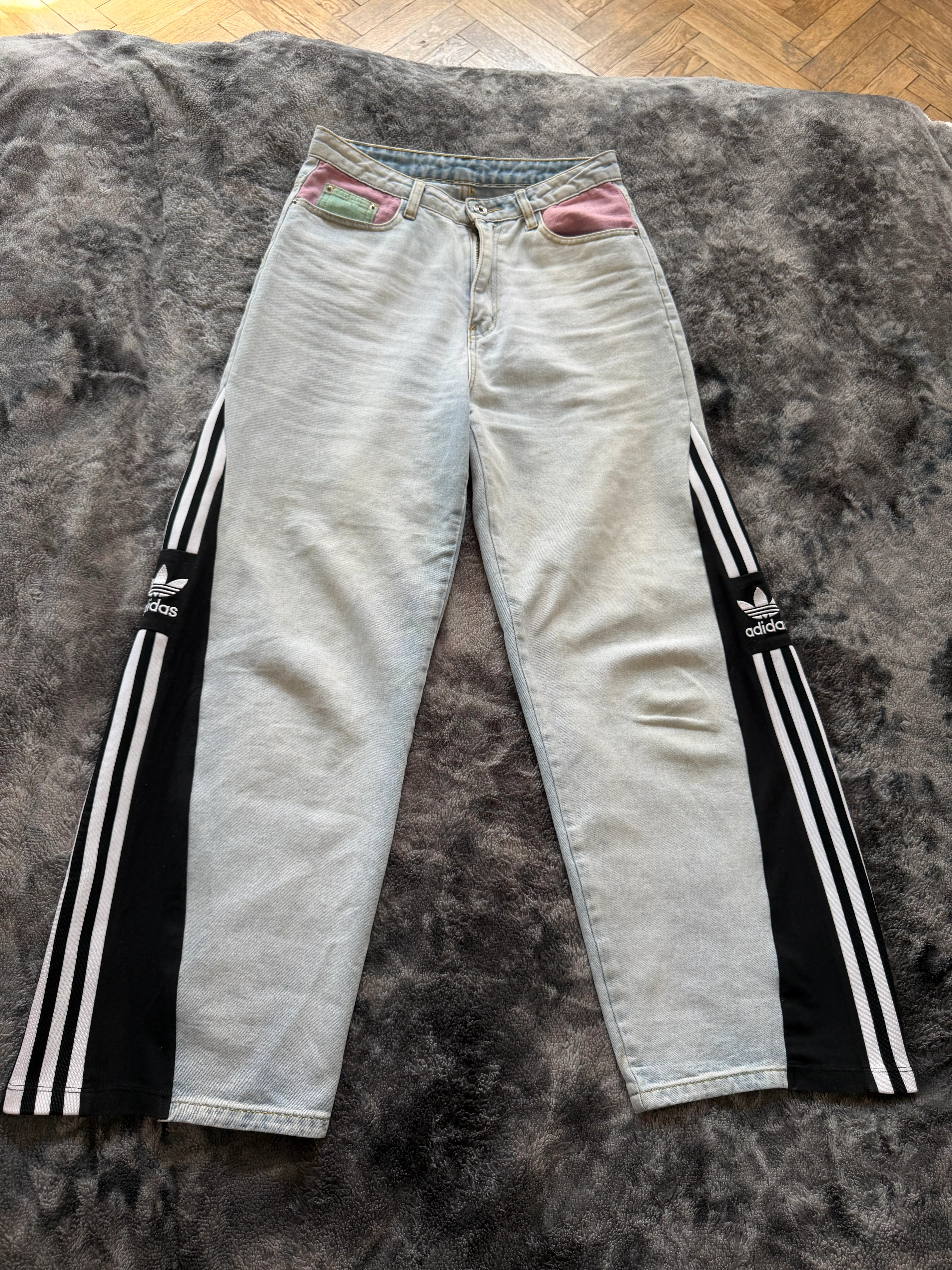 Custom Jeans with Three Stripes & Pink Pocket – One of a Kind – Size S