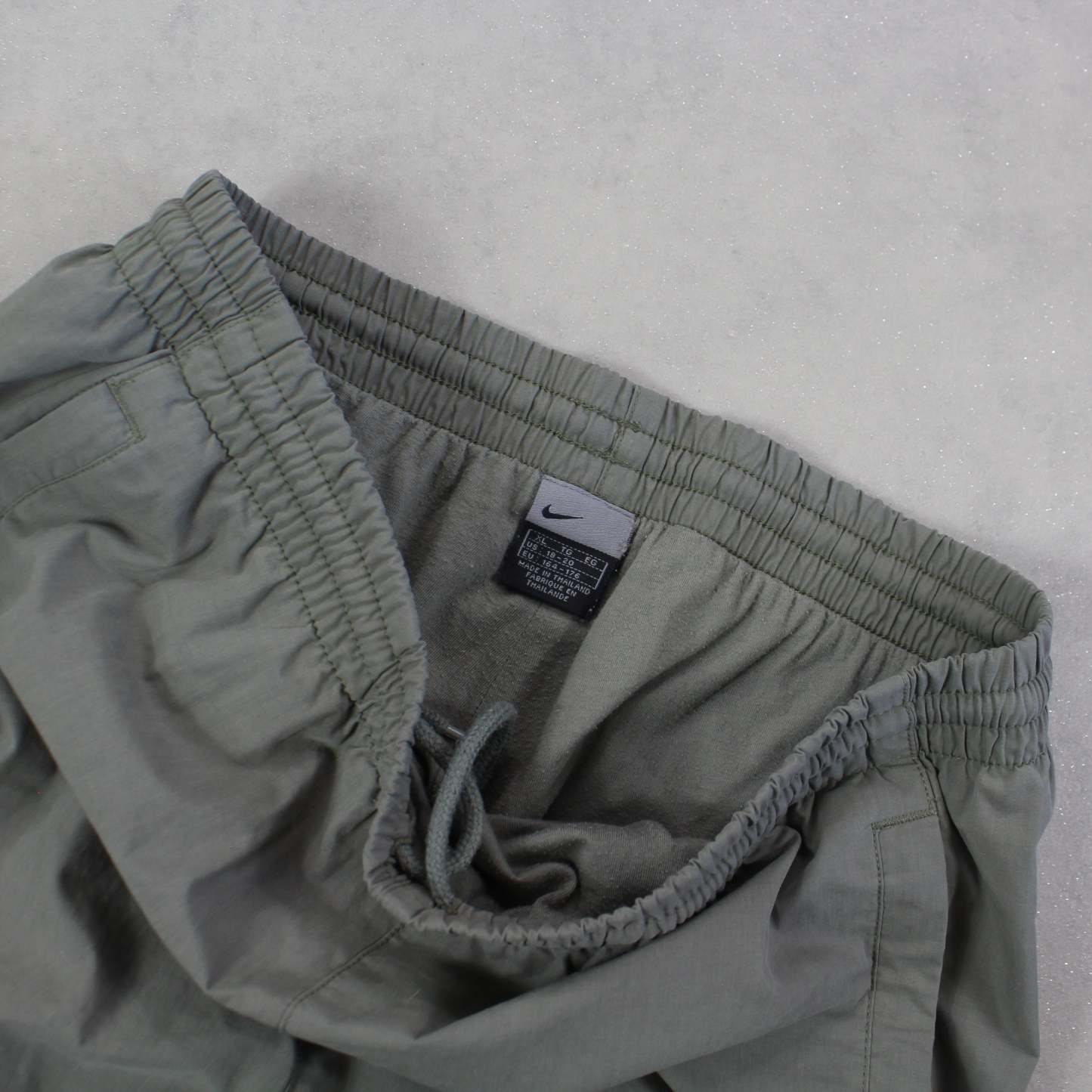 RARE 00s Trackpants Green-OSI