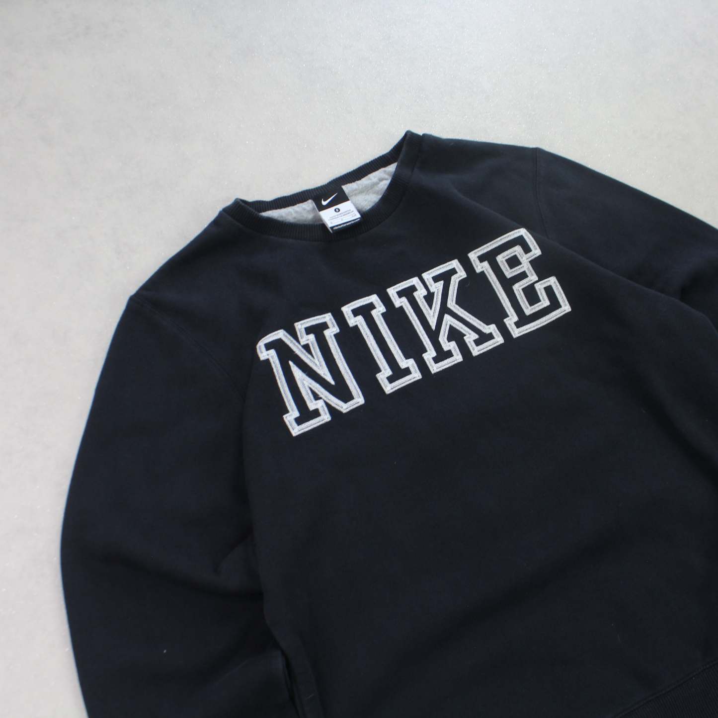 RARE 2000s  Sweatshirt Black-OSI