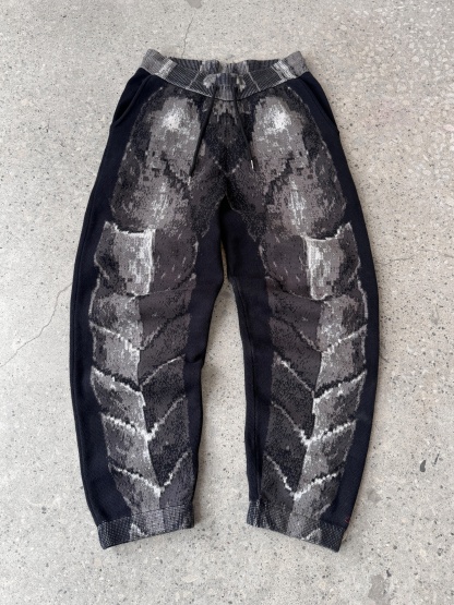 "WARRIOR" Sweatpants-OSI
