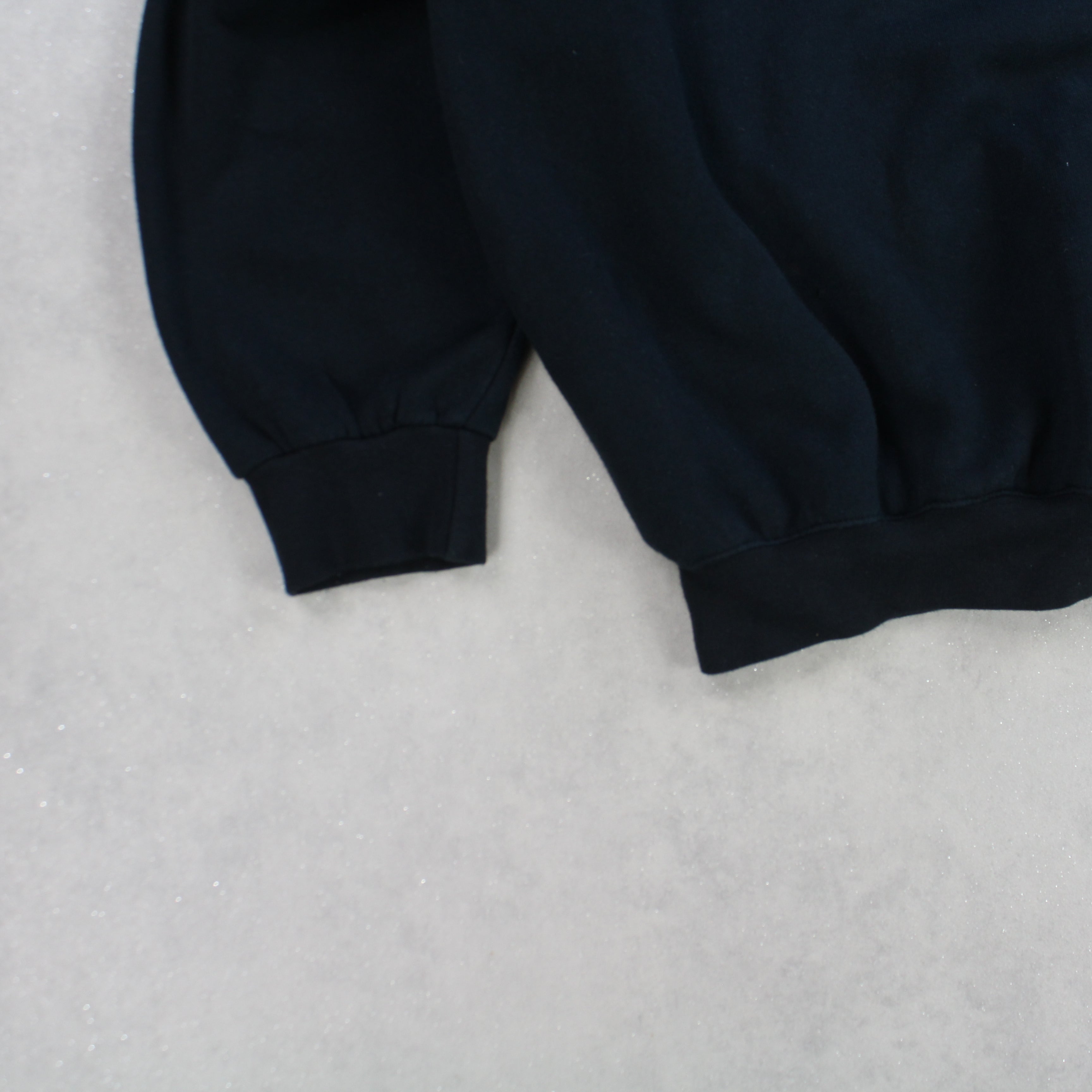 ULTRA RARE 1990s  Town USA Sweatshirt Black-OSI