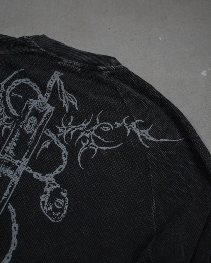 BLACK SWORDSMAN WAFFLE LONG SLEEVE-OSI