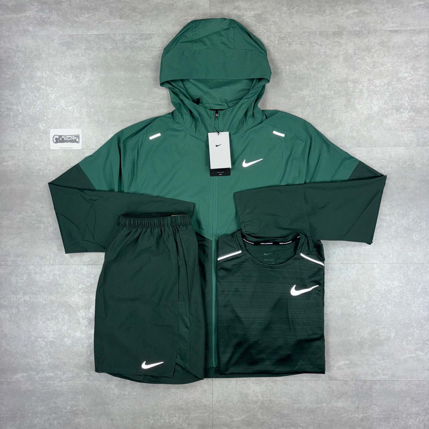 Vintage Green UV Windbreaker,  Miler T-Shirt &  Challenger Shorts Set-OSI
