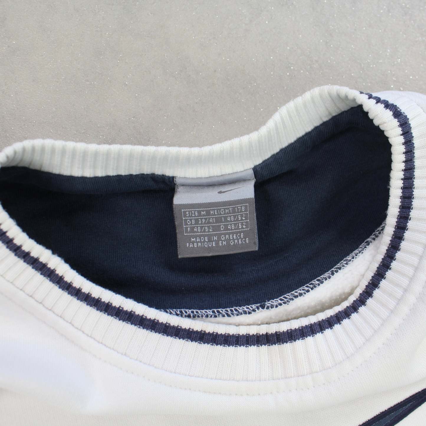RARE 2000s  Heavyweight Sweatshirt White-OSI
