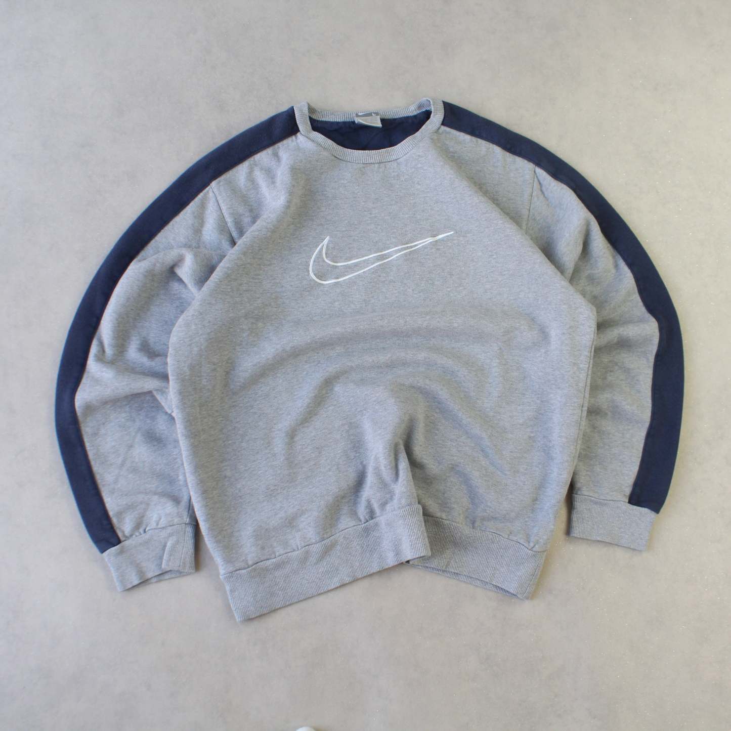 RARE 2000s  Sweatshirt Grey-OSI