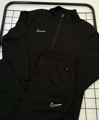 Conjunto  Academy Dri-FIT-OSI