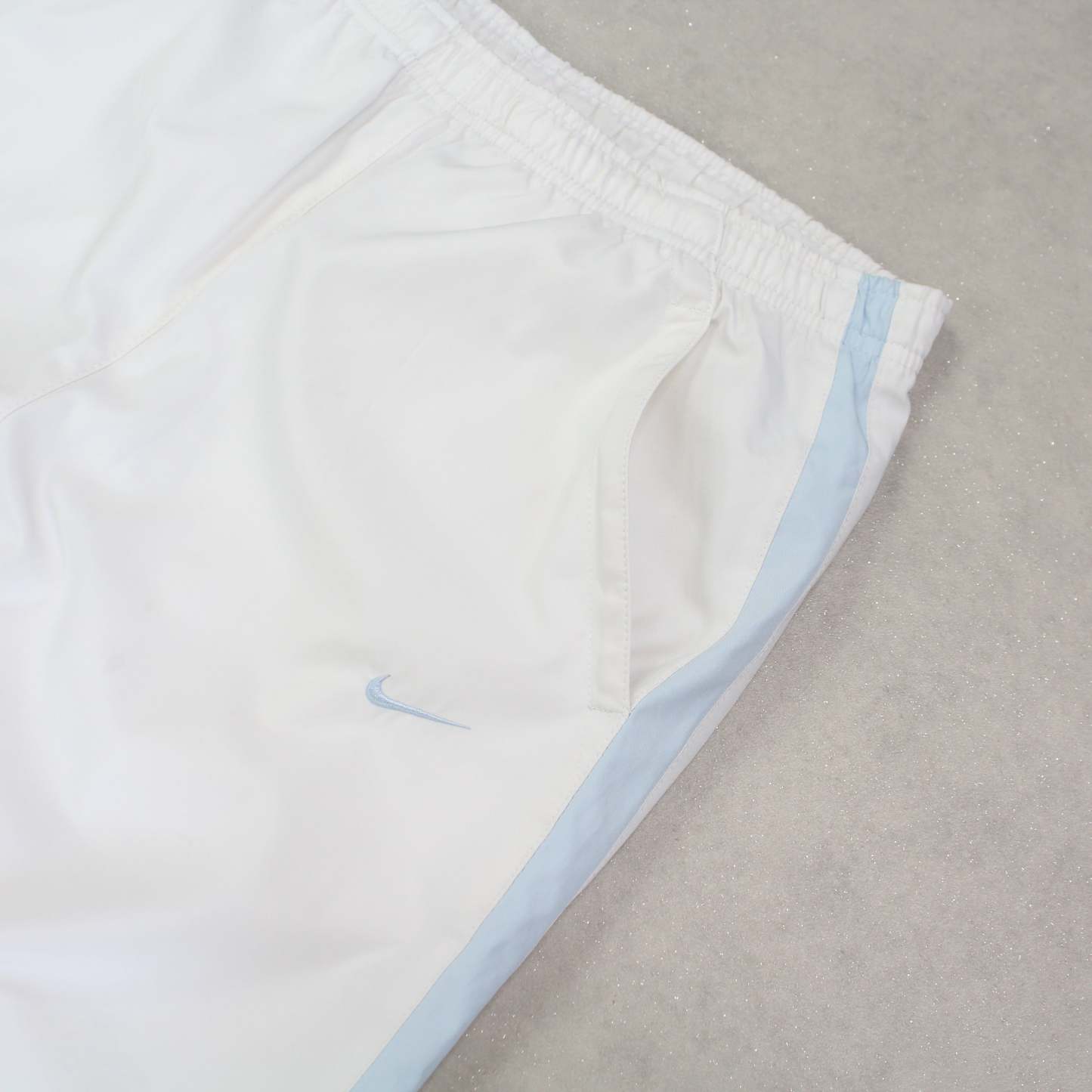 RARE 2000s Trackpants White-OSI