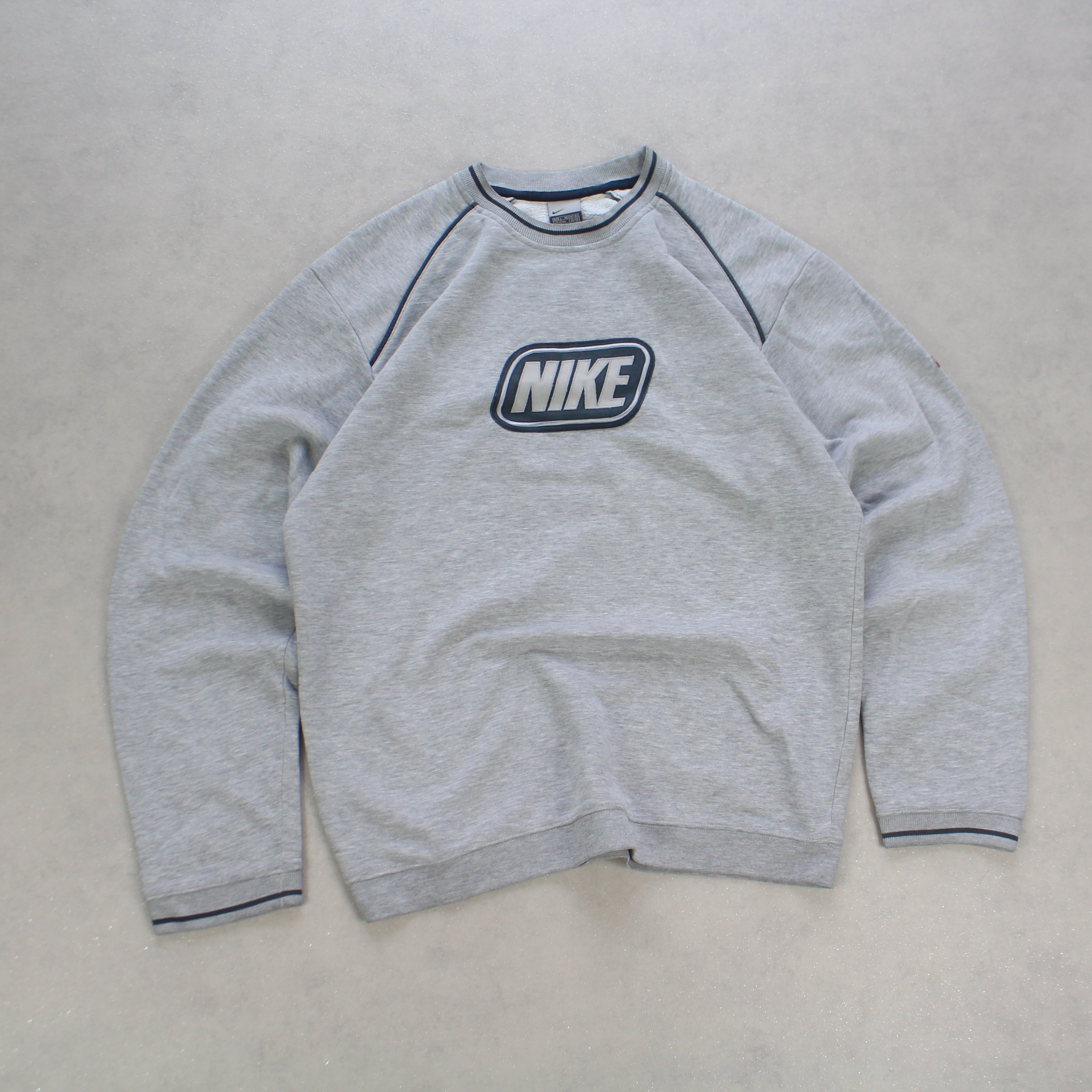 RARE 2000s  Sweatshirt Grey-OSI