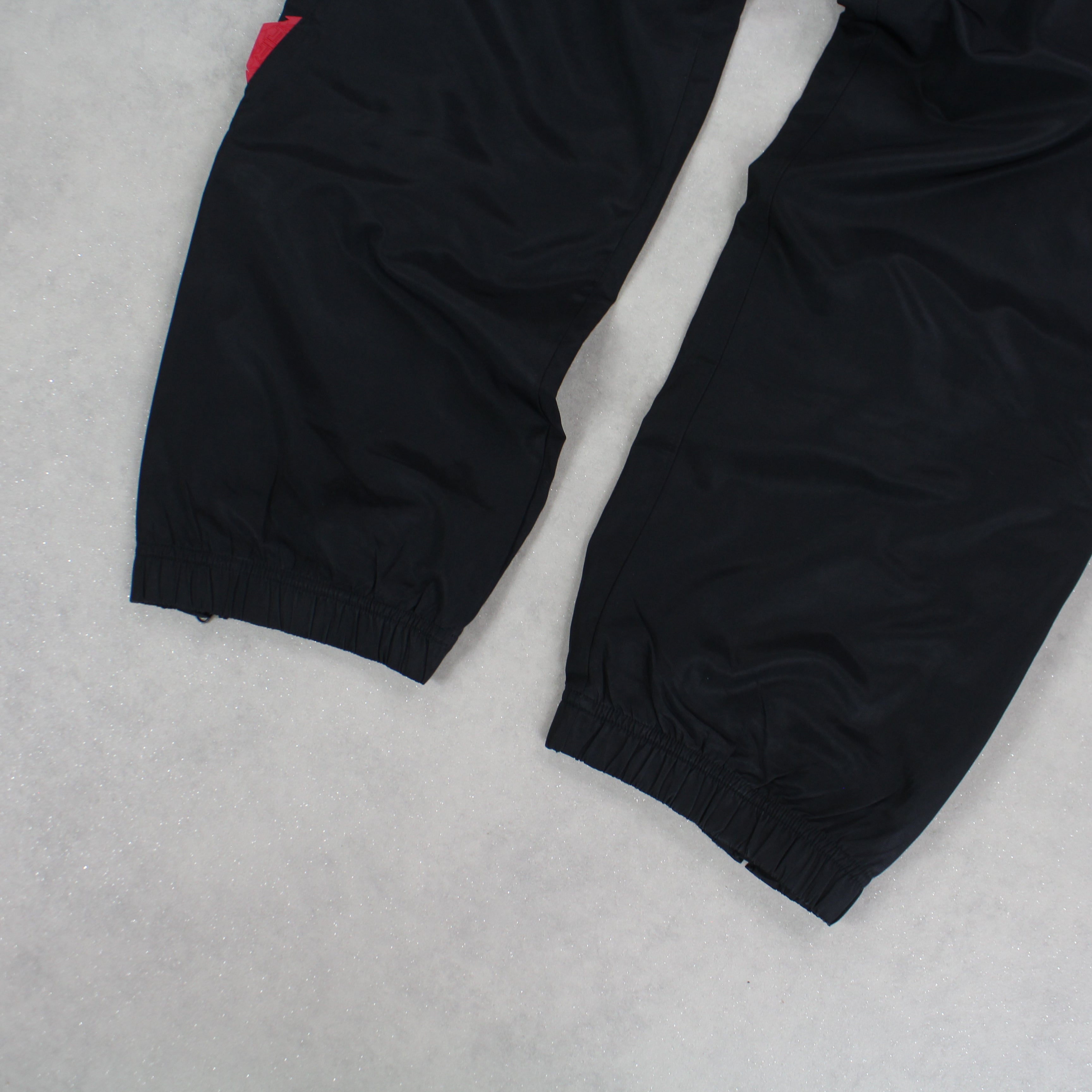 RARE 2000s Air Trackpants Black-OSI