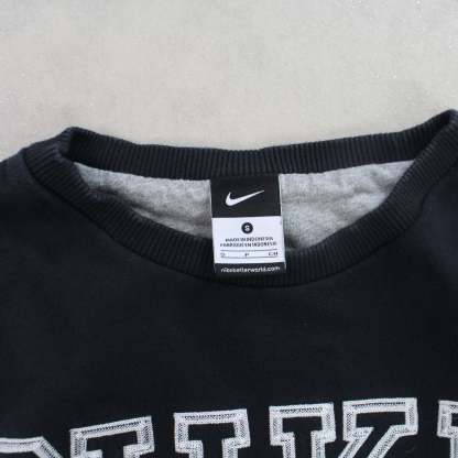 RARE 2000s  Sweatshirt Black-OSI