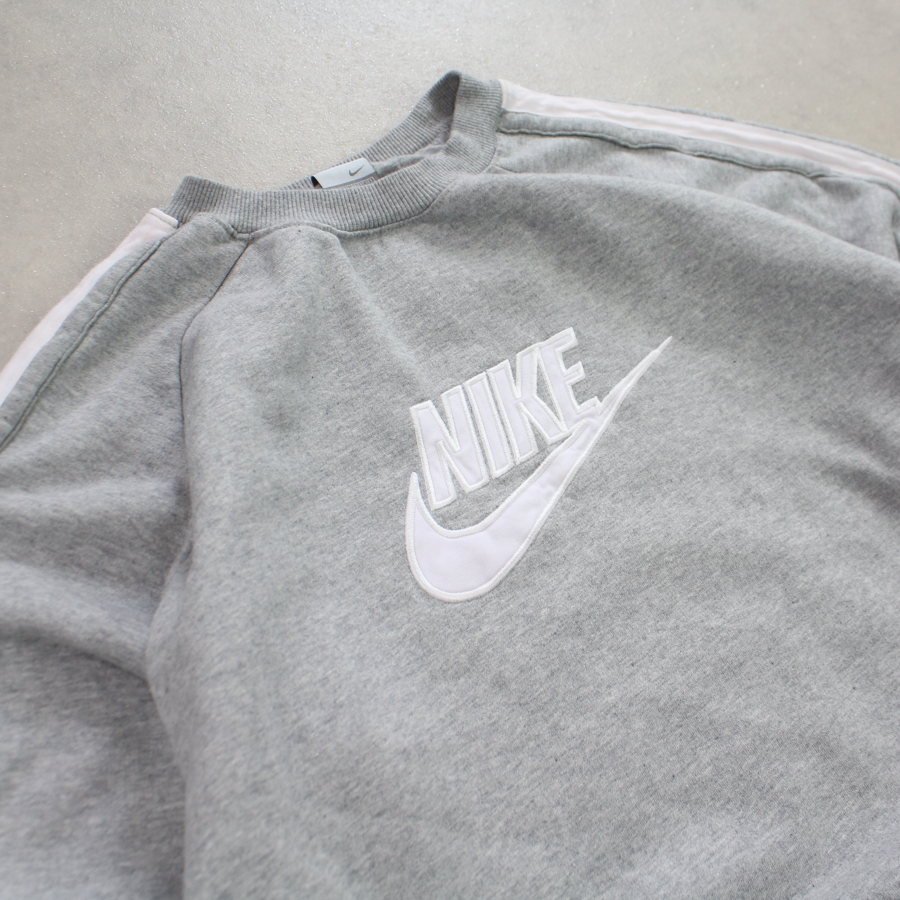RARE 2000s  Sweatshirt Grey-OSI