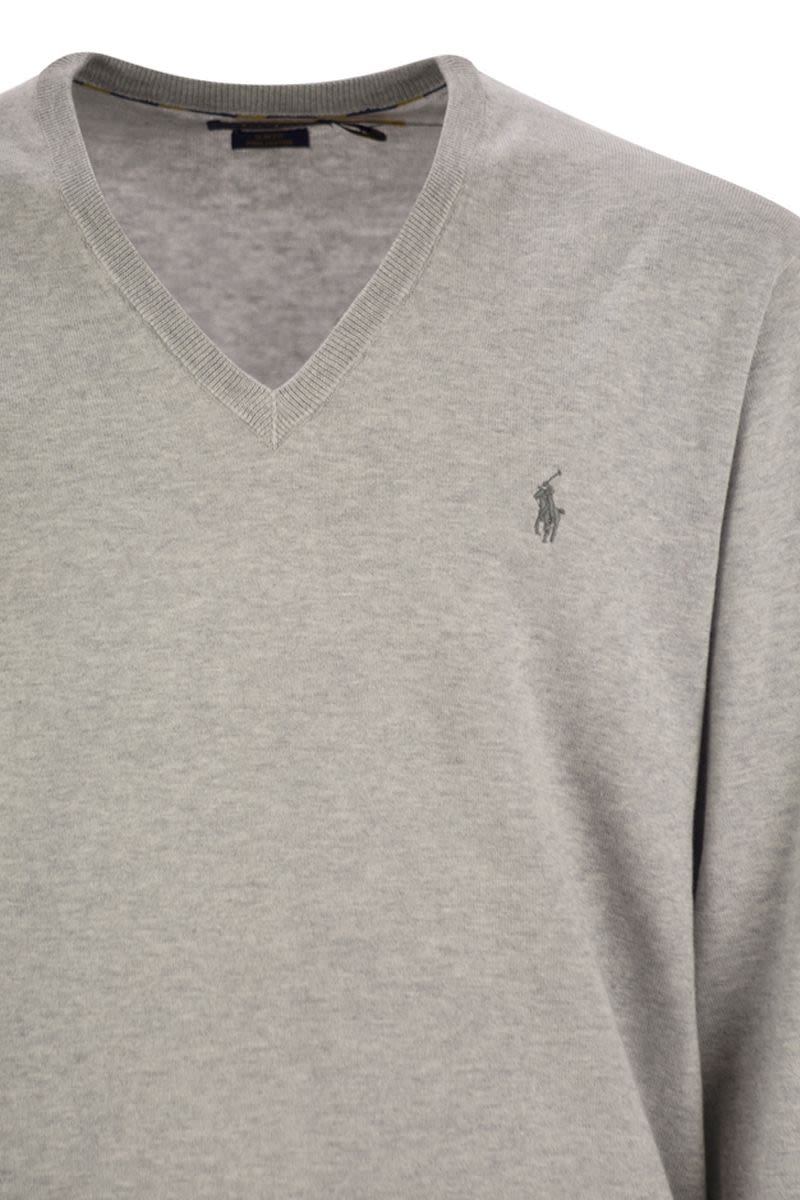 POLO  Slim-Fit Cotton V-Neck T-Shirt for Men-OSI