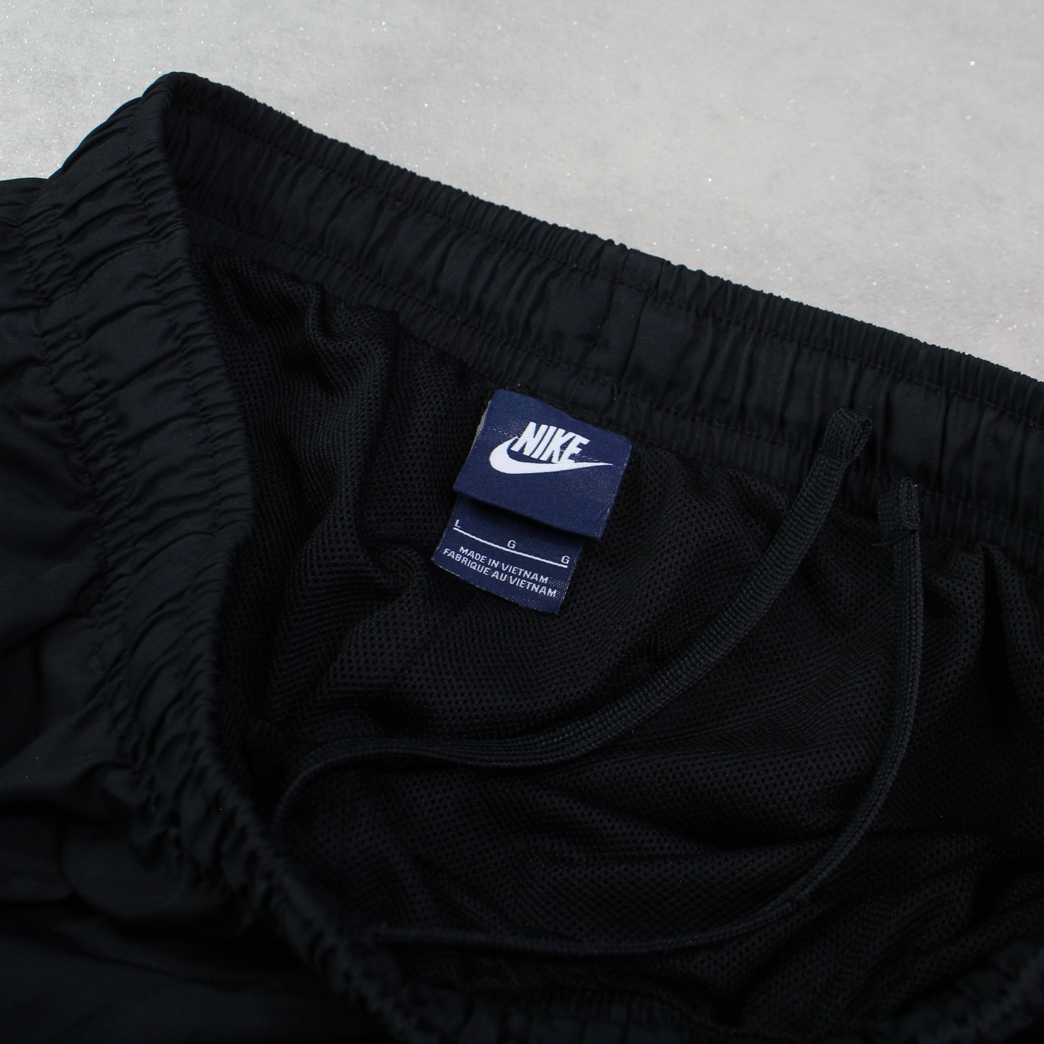 RARE 2000s Trackpants Black-OSI