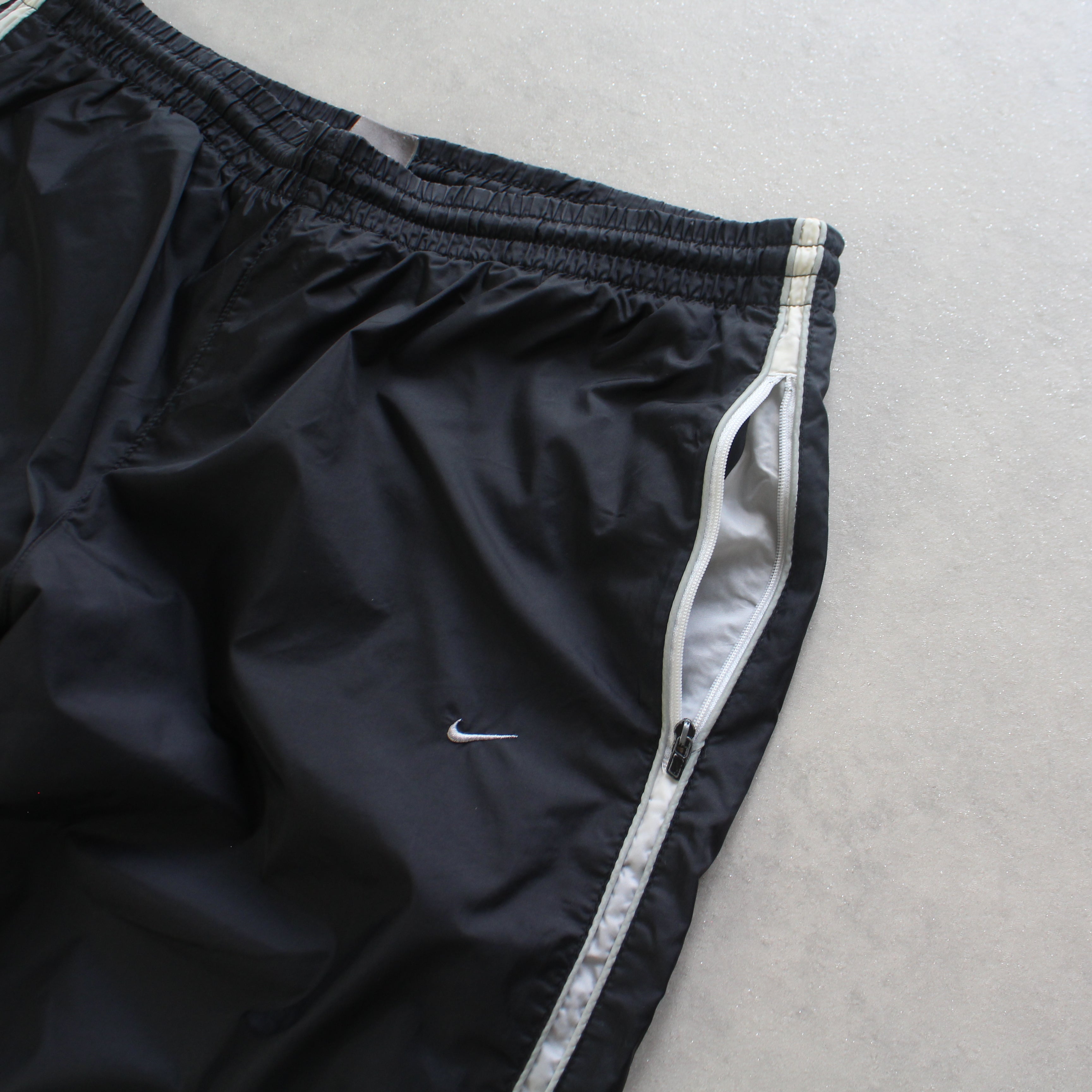 RARE 2000s Trackpants Black-OSI